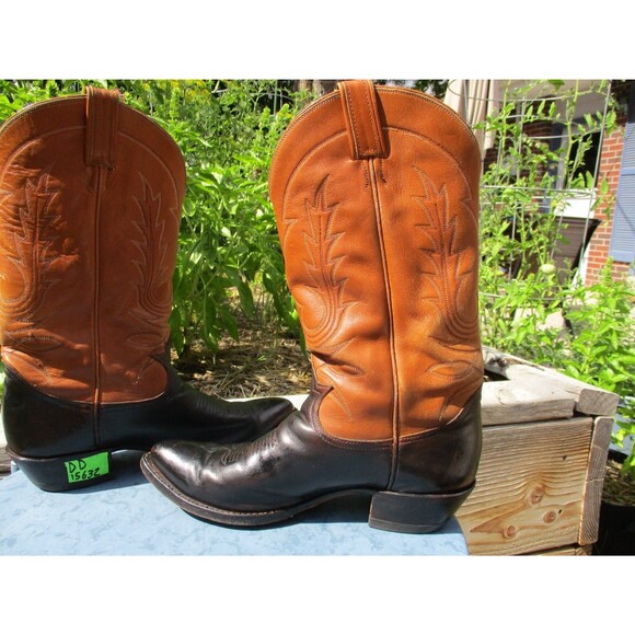 VINTAGE Tony Lama Cowboy Boots Men 9 B Narrow Brown Leather Pointed Toe West USA - Picture 9 of 14